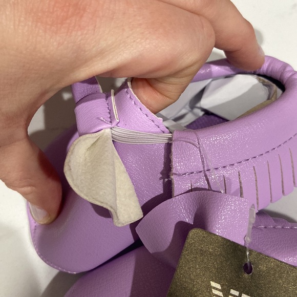 Romirus baby shoes Baby Moccasins bow fringe ๐ First Walkers NWT purple size 3 - Picture 7 of 7